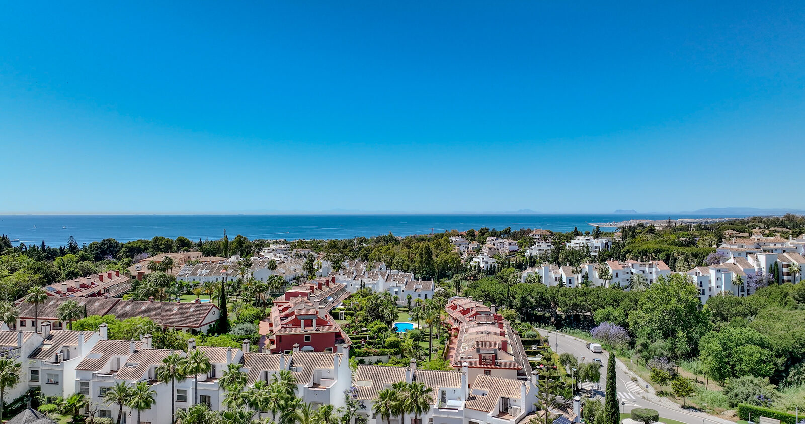 Casa Marisal — Golden Mile setting with sea views
